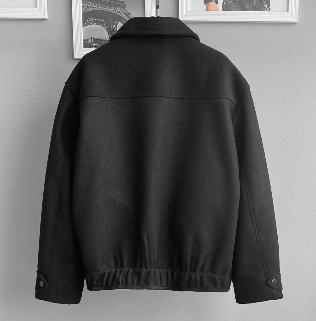 ATYPICAL JACKET NEGRO