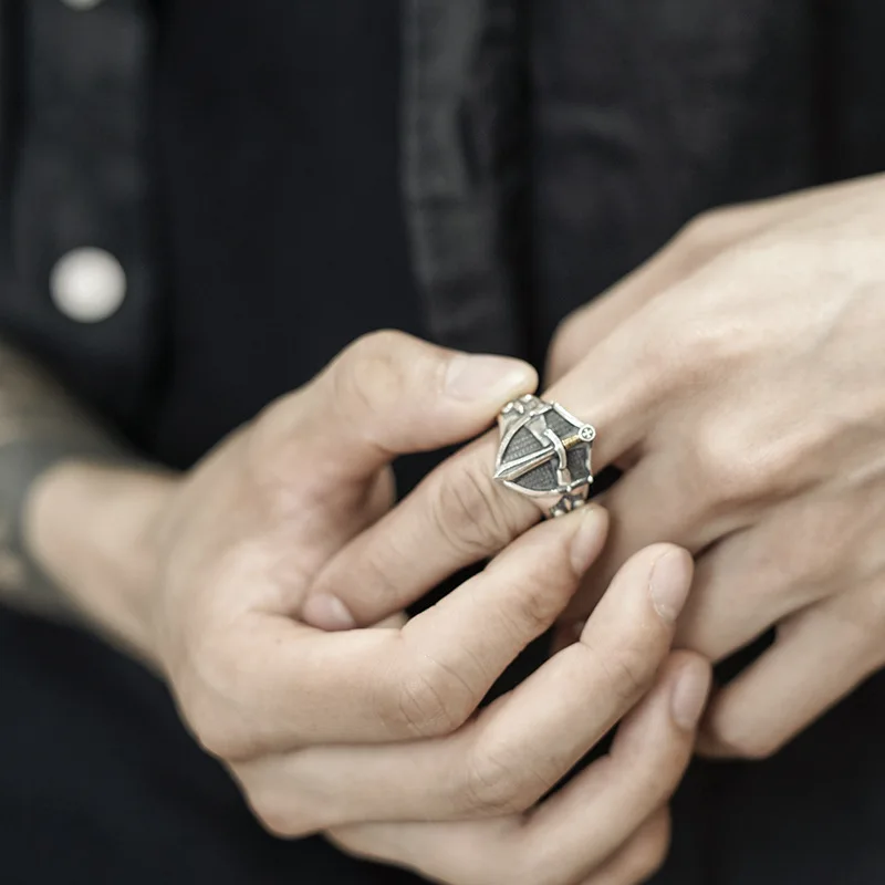 ANILLO ESPADA y ESCUDO